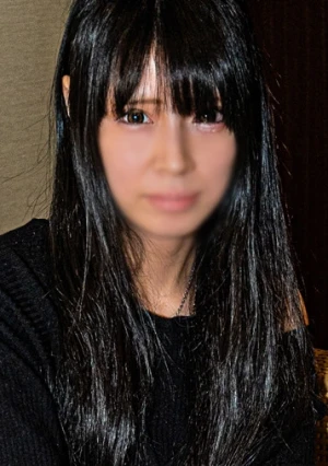 【美形・細身】 年齢詐称だが顔面偏差値高め。※無修正、生中出し＋口内射精。