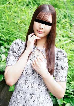 すっぴん素人～メイクを落としても綺麗な極上美女の素顔～