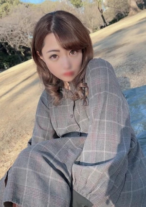 喪失感に苛まれ、禁欲の果てに放出されまくる潮吹きがドン引き級にすご過ぎた・・・・満たされる事のない承認欲求と寂しさを言い訳にした依存体質の変態女に3回射精！！