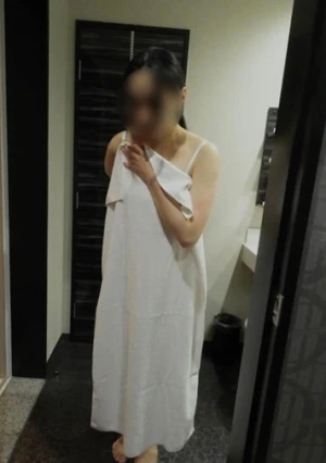 【個撮・初撮り】ドM欲求を満たすためチンポを欲しがり乳首勃起!敏感ボディで絶叫しまくりでした。