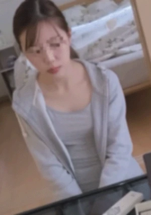 【個人】 疲れ切ってハ●パ依.存症となった奥さん。現実を見る気力も無くなり、家.族の居ない昼間にスリム美乳な身体を好きにさせられ、キ.〇って意識薄いままハメられ喘ぐ。