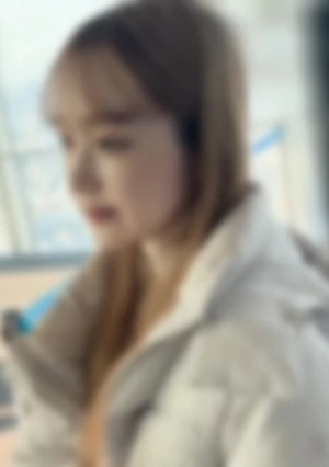 【顔出し・無】 ﾍﾗﾍﾗさお〇ん似の新卒色白スレンダー美女。目を離した隙にビヤクを盛られ感度MAX。巨根に犯され痙攣する彼女にガン突き発射。。。