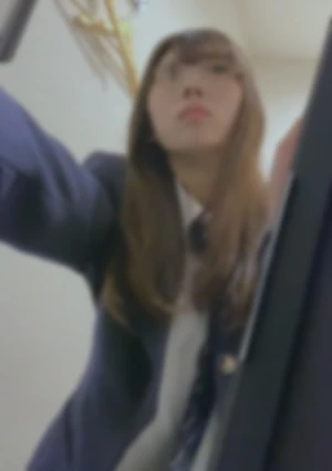 スレンダーちっぱい美しょう女。 ネカフェでぱ〇活中こっそり…