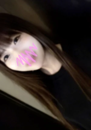 大人の色気で誘惑、Sっけのあるセフレに寸止め手コキ。「入れさせてください」と懇願するも、スレンダー巨乳の美ボディに我慢できずそのまま中出し実録映像。お風呂でフェラ抜き＆おまけ動画あり