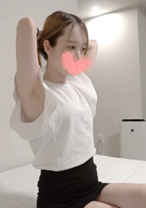 関西弁が可,愛いメンエス嬢降臨、童顔美少,女のみちるちゃんにたっぷり種付け出来ました。【無修正】