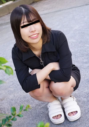 オモチャをオマンコに忍ばせて