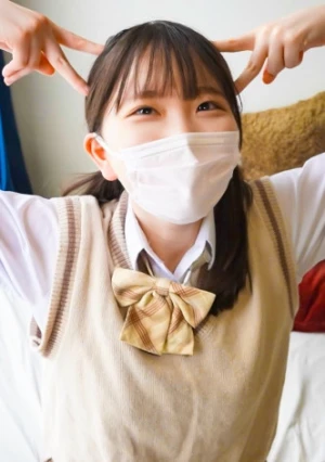 クリをぺろぺろしてくださいニャ！生意気な感じが愛らしい敏感ツンデレ猫系彼女(19)とラブラブ中出しハメ撮り