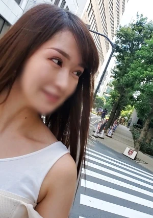 【美人妻５名！】 訳あり美人妻と本気性交している生々しい実録映像。※無修正・生中出し。