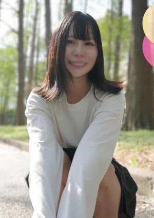 【顔出し】 【エロい女】 SEXが好きで好きで仕方ない。カメラ越しに映った自分に興奮する変態女。プライベートの様な本気SEXでいきなり中出し。その後はお掃除フェラ