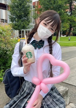 ロ ・ リな美 ◯ 女厳選3名！！生々しい中出し映像を一挙公開！！