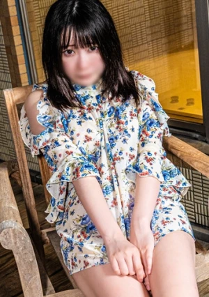 【18歳・レア】 ちょっと訳あって、、。　げ　ん　え　き　あ　い　ど　る　。※無修正・生中出し。