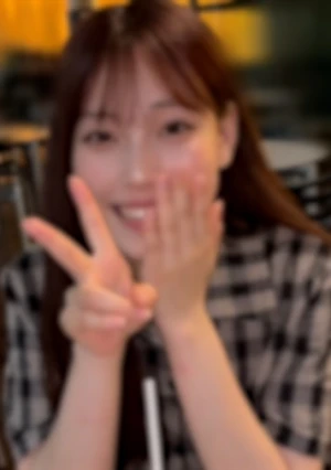 【初・顔出し】 ﾃﾞ〇ｽﾞﾆーﾌﾟﾘﾝｾｽ級の顔立ちの18歳専門学性。お淑やかで品性のある最高峰の可愛さ。ｲｷ過ぎて赤面する彼女の経験極浅未処理ま〇こに２度の大量中出し