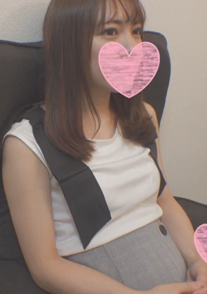 【顔出し】 【モ無】乳首がピンク！まんこもピンク！野獣のようなフェラ！激しい生中だしセックス！