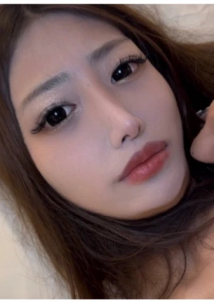 【無】 もはや2次元の規格外スーパーボディ！！完璧に仕上がった美巨乳神スタイルの持ち主えみちゃん！！群を抜いたスレンダークビレFカップ美女に大量中出し！！