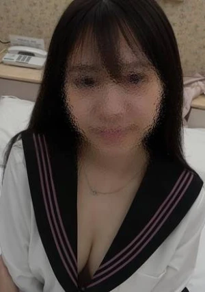 これが令和のヤリマン美女！ 黒髪清楚なのに経験人数3桁　コスで大量中出し　039