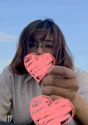 (無)【個撮+屋外】 都立商業科のゆめかわ系、校舎屋上フェラチオサポート2万円【4K画質】