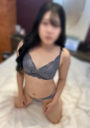 抱き心地最高　むっちり体型なアパレル店員に一週間溜めた精子流し込み　042 　