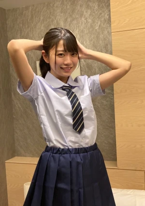 シン・美女革命　制服コレクション第1弾！！