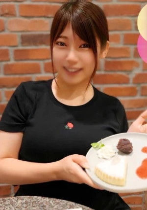 【初撮り】 【顔出し】柔乳爆乳の愛がいっぱいｉカップ。厚い上唇の激エロフェラで我慢の限界。。ゲームフレンドの金欠む..す..め..を中出しサポート！