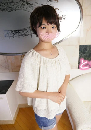 とってもHな専門学生 見た目はエッチじゃなさそうな女の子だけどホントはセフレも居る超スケベな女の子でした！	- 佐伯麻衣