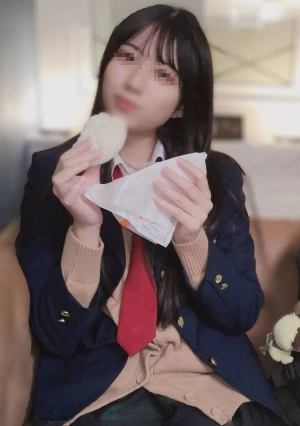 友達には内緒で二人で ホテルで生ハメ中出し