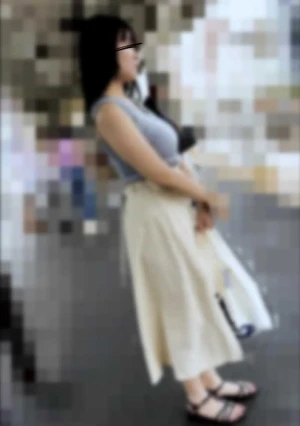 [メガトン級/ALLナチュラル] 神の悪戯的発育。極大美乳をぶら下げた私服Ｋが窃触車両に無防備着衣で臨場。即完触。