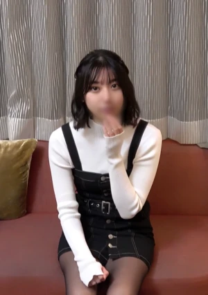 【本編顔出し】 上京してきたばかりのモデル志望19歳　初撮影生中出し　最後にお掃除フェラと見せかけサプライズ顔射