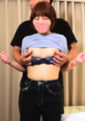 結婚3年目の人妻。夫のちんちんに飽きたので他人棒で発散！発散！！性欲全開生中2連続射精！