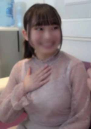 【初撮り／２発射】 童顔でカワイイ顔の１８歳Ｇカップカフェ店員。 ふわふわで包み込まれる色白ボディ。キツくて締りの良いマンコに中出し。