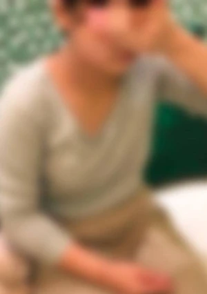 奇跡の◯リ。異物挿入ド変態鬼畜動画です。※変態おじさんに膣穴異物挿入される！！