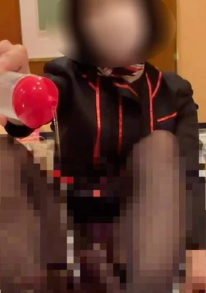 【個撮 / S級美脚 / 170cm高身長お姉さん / 第二弾】 さつきさん 28歳 大量のローションまみれストッキングで足コキ・手コキで大量射精！【個人撮影・本編ではマスク有で顔ぼかし無し】