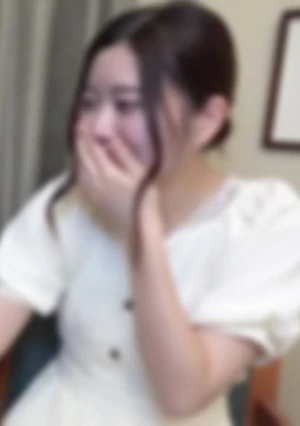 医学部に通う癒し系インテリ美女。高偏差値で勉強できる優等生ほど性欲が爆発しやすい説立証！ 未来の白衣の女医に中出し、顔射の2連発射。