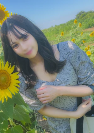 愛情表現が極端に苦手で不器用すぎるツンデレ女大生に人目を気にしながら野外猥褻！初めて味わう背徳行為に身体は素直に反応しスリルに溺れる身体に生中出し！！