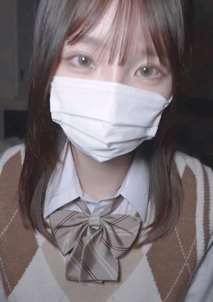 【本物無加工美女】 2024年4月引退 芸能界から”奇跡の18歳”出演。計90分超え 生中出し含めた4K高画質撮影希少映像。※顔出しサンプルあり