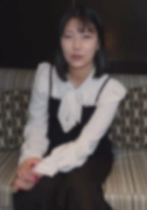 【初・無修正】 コールセンターで働くGカップ清楚女*のハメ撮り。お淑やかな性格で経験少ないおま〇こから漏れる潮にフル勃起。絶頂する姿に我慢できず膣奥大量中出し。。。