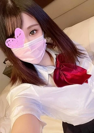 【個人撮影】 18歳！No.1リフレ嬢と店外オフパコ中出しセックス!! リフレ嬢：みなちゃん