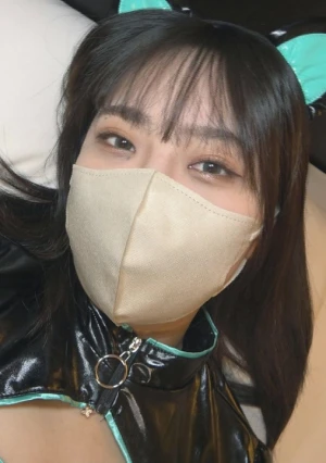 【無・素人・制服】 さとみ《RQ風ネコキャラ》