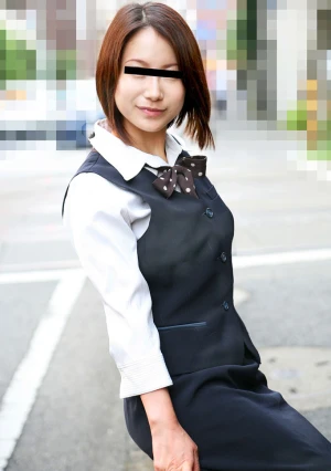 素人のお仕事 ～信用金庫のピュアな女子職員をまんぐり野菜責め！～