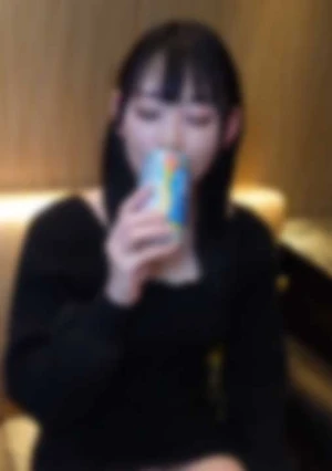 出禁並みのハメ潮をするクジラ美女。スレンダー色白肌で愛嬌抜群。1mも吹き悶絶する彼女に2度の種付けプレス。。