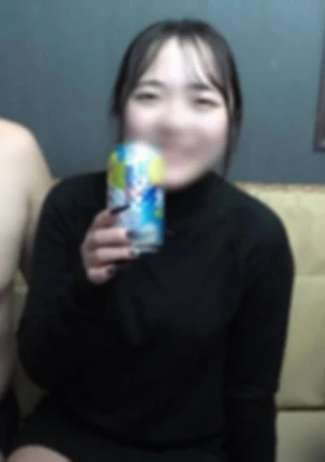 【７発射／電マ故障】 男２人の精を搾り取る、淫乱色白早漏潮吹きむす./めが新年を祝うマンコの放水。