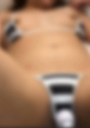 【顔出し】 【中出し】デッドボールをなんとかエロく魅せれないかとビキニを着せてみた結果。