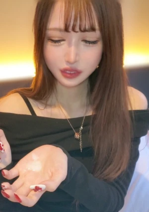 Ｓ級美人キャバ嬢とプライベートハメ撮り！ ！パンスト履いたまま着衣で挿入＆生ハメ中出し！！