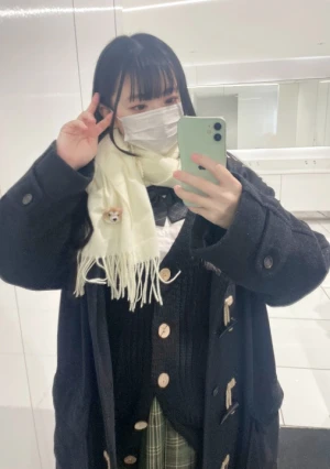 【100万人に1人】 ”奇跡のHカップ18歳” 超清純美女にピル無し生中出し。制服姿で初出演　約80分間の4K高画質希少映像。※在庫のみ