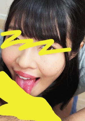 長い舌を匠に操る一級品の舐めテクでチンポを射精に導く童顔ちゃん【おしゃぶりNo.50】