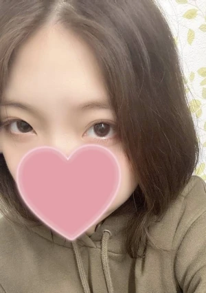 【完全素人初撮り】 恥ずかしがり屋で芋カワイイ18歳♡危険な生挿入だけどあまりの気持ちよさに感じまくり…特典有り