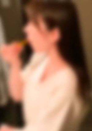 【モ無】 【顔出し】【フェラ抜き】アイドル顔負け美人マッサージ師のアヒル口フェラチオ