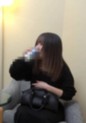 143　cm の低 身長 りあちゃん♡下着撮影だけのつもりが K に圧 を 掛.けら.れて膣ドン 中.出し 口./り 妊./娠♡