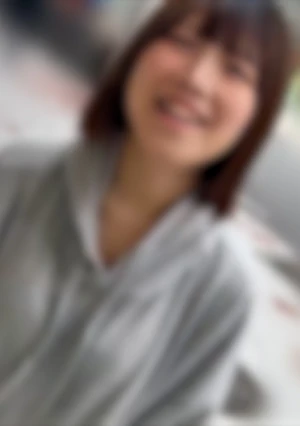 神乳神スタイルの事務ちゃん。 超敏感Fカップで潮吹きまくりでベッド水没。。