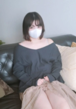 【無・完全素人】 元スポーツウーマンは性欲の強い結婚2年目の可愛い３１歳の奥様！恥ずかしいのが大好きなパンティも濡れ汁いっぱいチ〇カスも舐めて巨根で本気イキ！