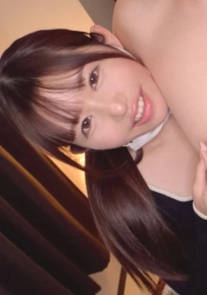 天才的責めテクで店の外でも中でも抜いてくるヤリ手痴女は某洋食屋店員でした。かすみ